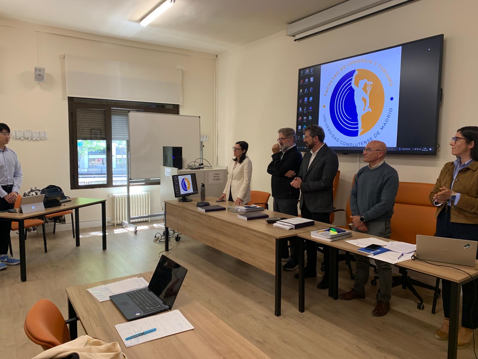 Defensa de la tesis doctoral de Tiancan Luo dirigida por María García Hernández